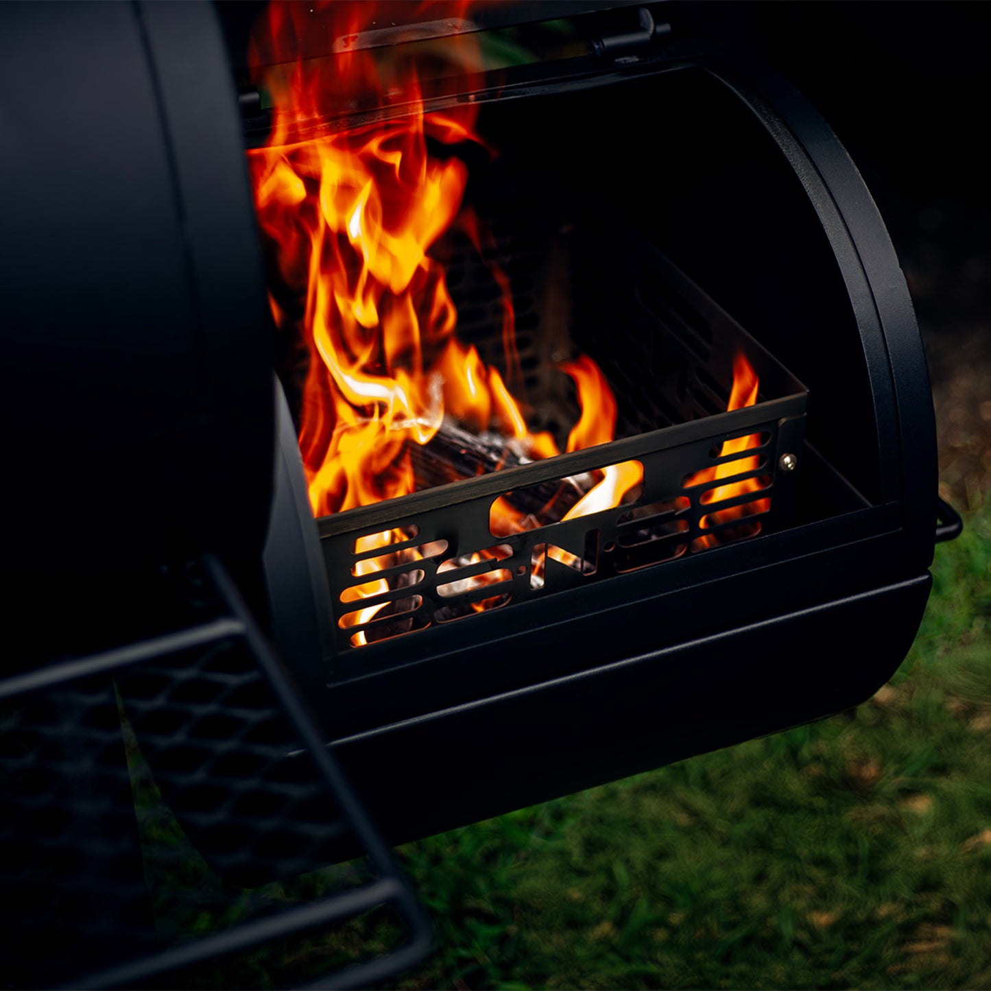 Slow 'N Sear Offset Smoker Charcoal Basket + Water Wall -Moveable Grill Water Reservoir Pan