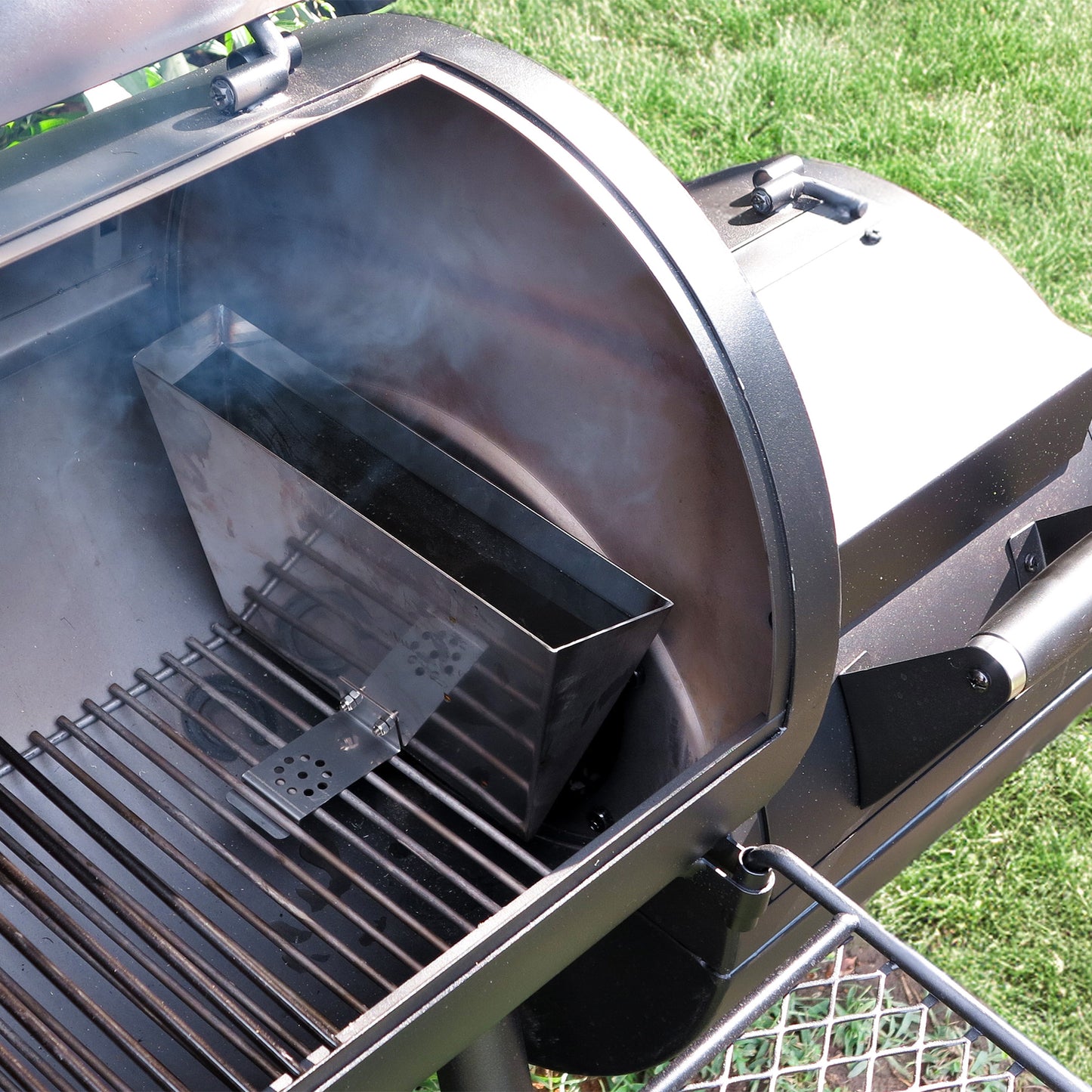 Slow 'N Sear Offset Smoker Charcoal Basket + Water Wall -Moveable Grill Water Reservoir Pan