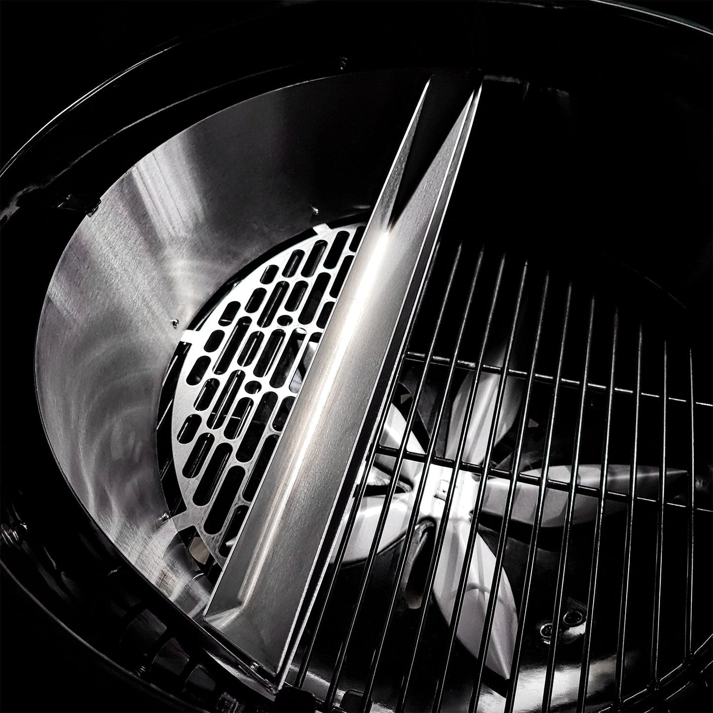 Slow ‘N Sear® Black Edition 22” Charcoal Kettle Grill