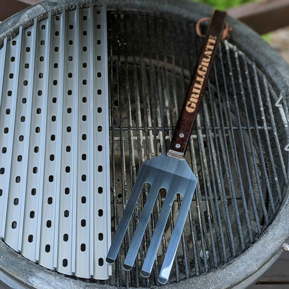 Direct Grilling at Higher Temperatures! This half-moon shape covers 45% of the grill's surface, and works great directly above the Slow 'N Sear.