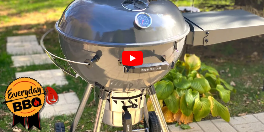 Mike goes through all features and provides his opinion on each as well as an overall opinion for the Slow ’N Sear® Kettle.