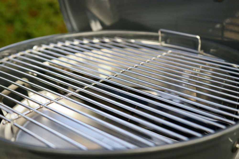 
                  
                    Two-zone cooking enthusiasts and Cold Grate Technique lovers rejoice! Made from high quality 304 stainless steel, this grate will simplify and elevate any cook.  Say goodbye to rust!  We love table top charcoal grills, but the worst thing is opening it up, getting ready to cook, only to see there is rust on the grate.  
                  
                