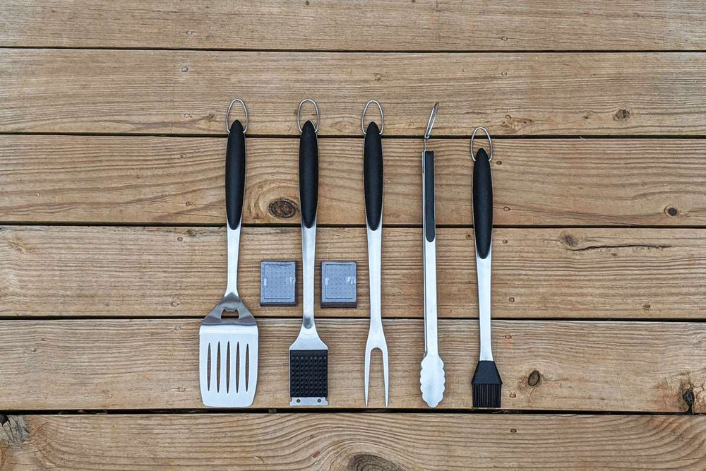 
                  
                    This 7-piece set of professional-quality tools is equipped with all the essentials to provide the most comfortable cooking experience.
                  
                