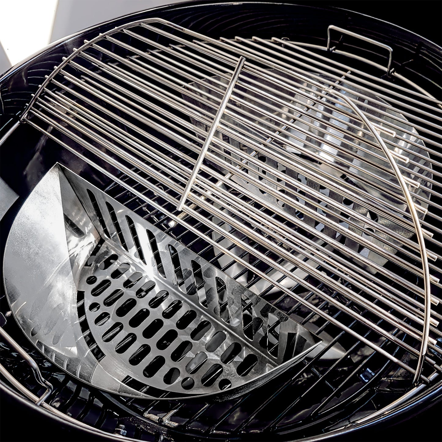 Slow 'N Sear® FireBaskets+ 2 in 1 Charcoal Baskets and Water Pan